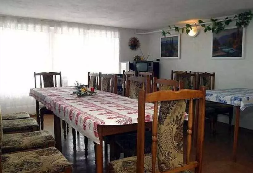 Majatalo Penzión Závada