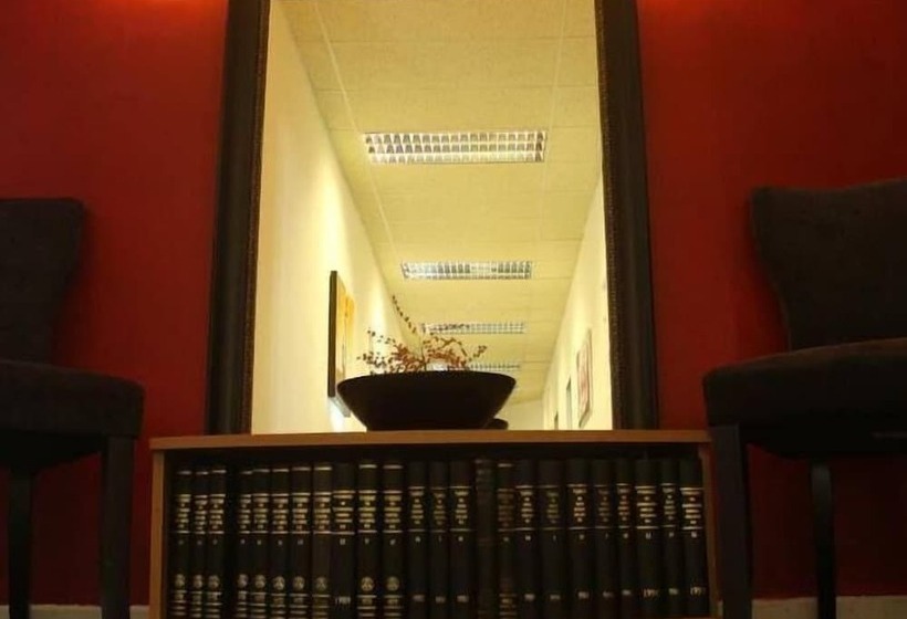 פנסיון Unique Lodge