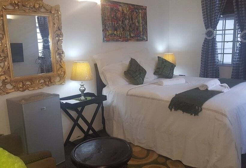 פנסיון Unique Lodge