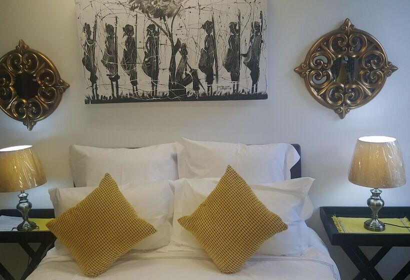 פנסיון Unique Lodge