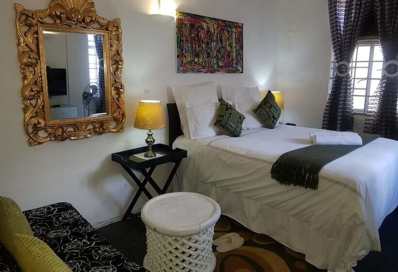 פנסיון Unique Lodge