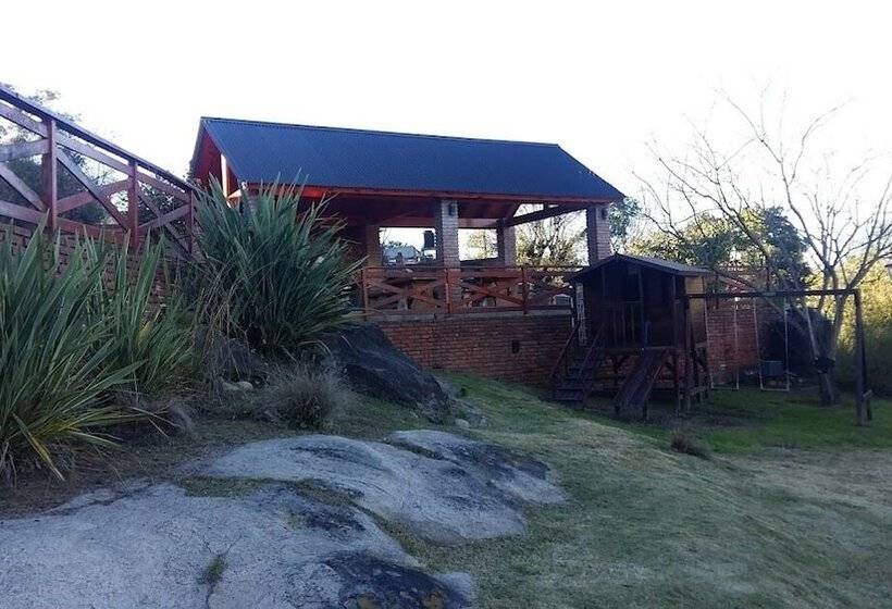 Bed & Breakfast Cabañas Solar De Piedra