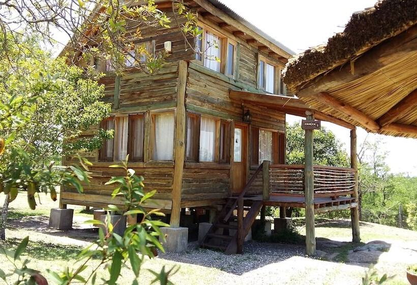 Bed & Breakfast Cabañas Solar De Piedra