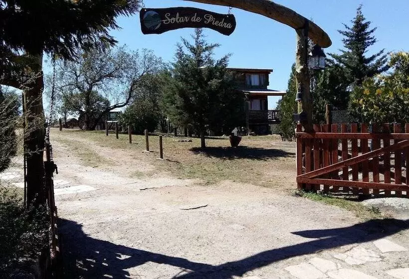 Aamiaismajoitus (B&B) Cabañas Solar De Piedra