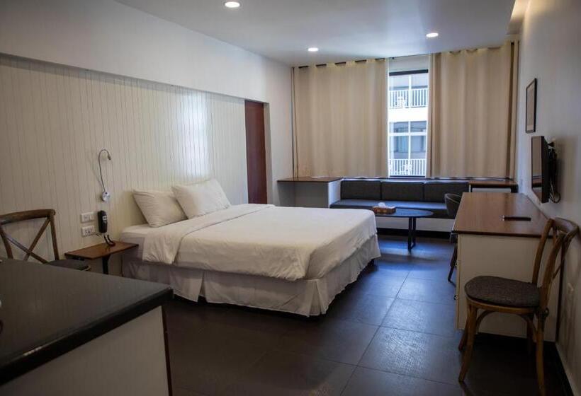 هتل Hamra Urban Gardens