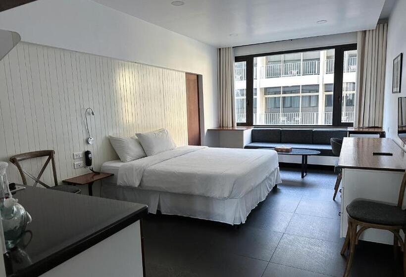 هتل Hamra Urban Gardens