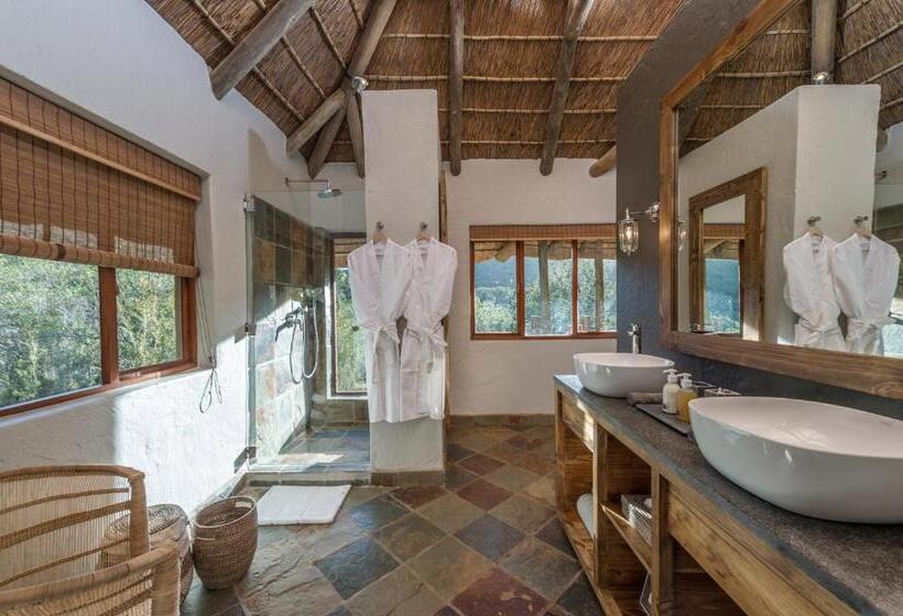 فندق Lalibela Game Reserve Inzolo Lodge