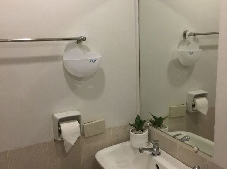 ホテル Nipa Hut Villa By Amco Extension