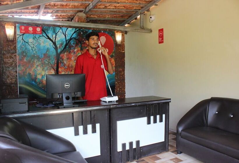 Hotelli OYO 9586 near Arambol Beach