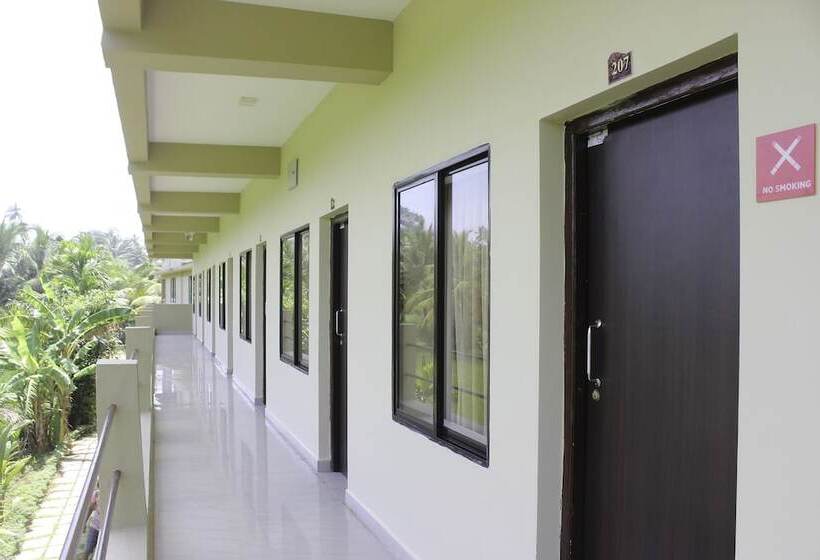 Hotelli OYO 9586 near Arambol Beach