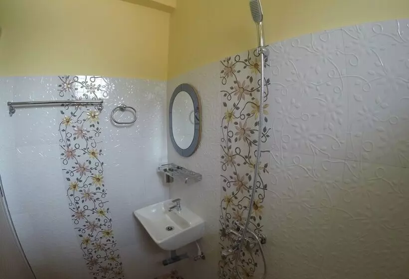 ホテル Regina Residency Cottages