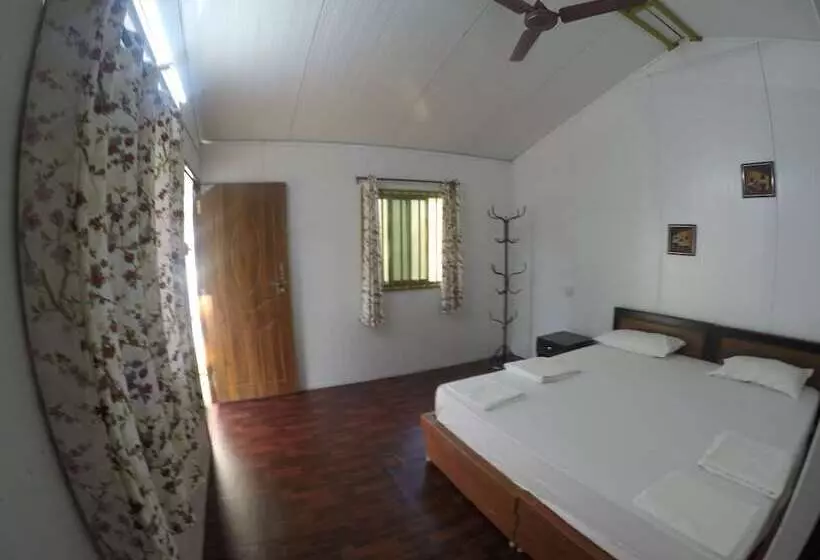 ホテル Regina Residency Cottages