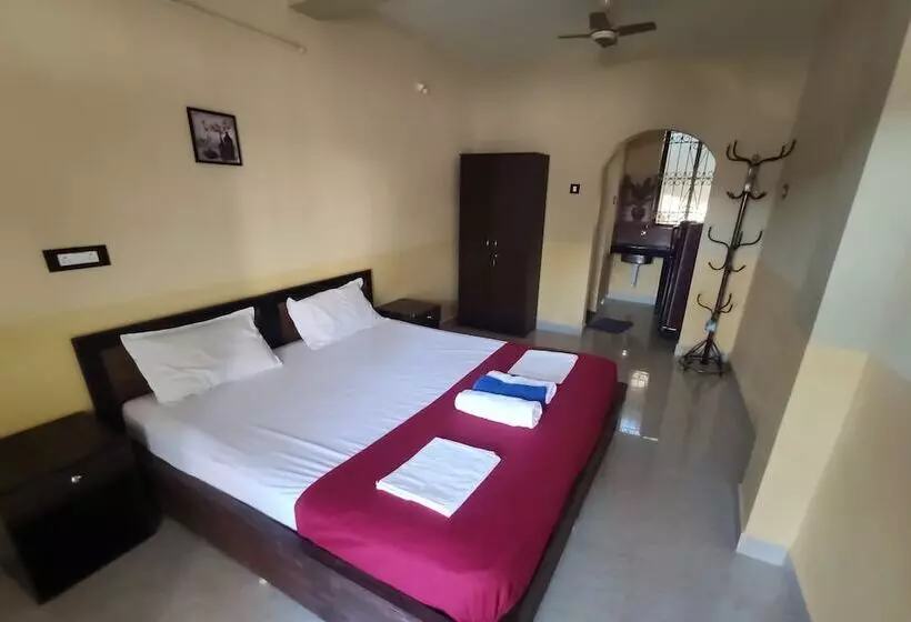 ホテル Regina Residency Cottages