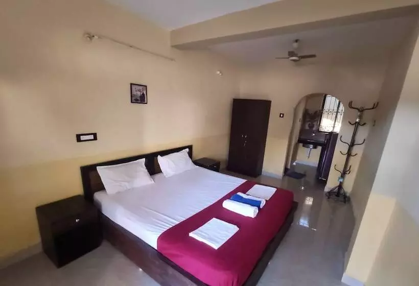 ホテル Regina Residency Cottages