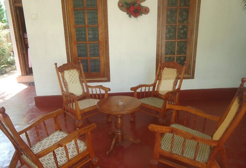 بنسيون Nishan Surf Inn