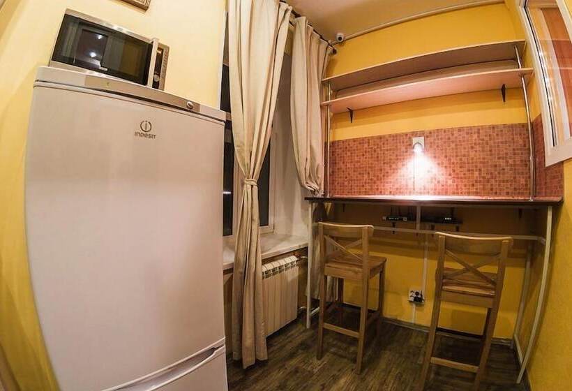 بنسيون Old Flat Guest House On Ligovskiy