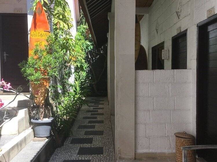 ペンション Padang  Padang Breeze