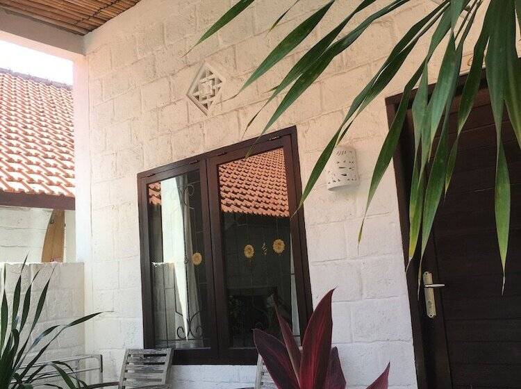 ペンション Padang  Padang Breeze