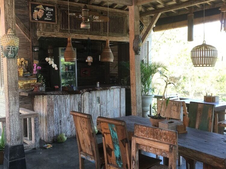 ペンション Padang  Padang Breeze