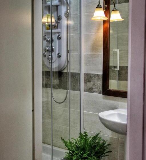 پانسیون Well Come   Santa Lucia