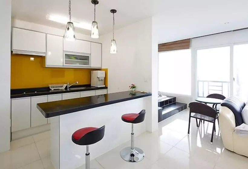 Pohang Sea Shore Pension