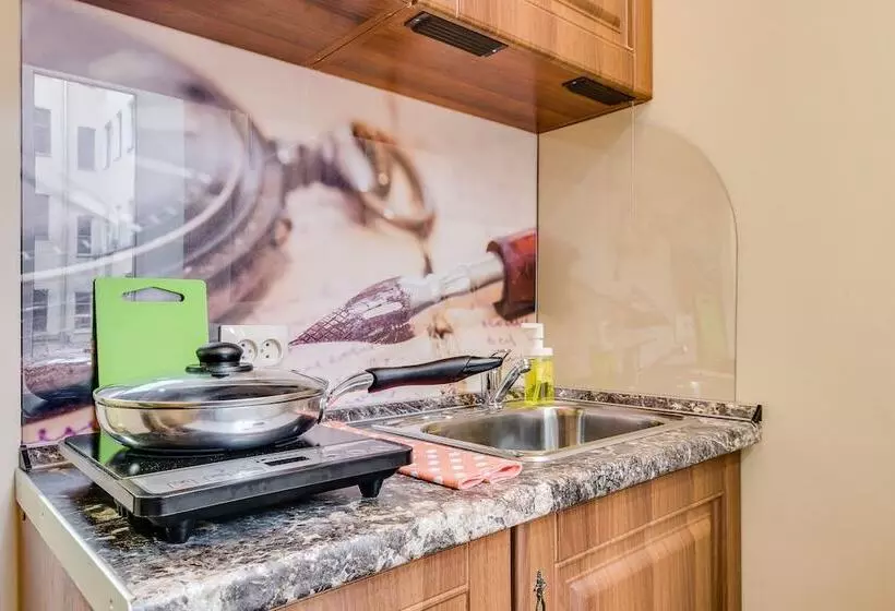 Sokroma Genius Aparts