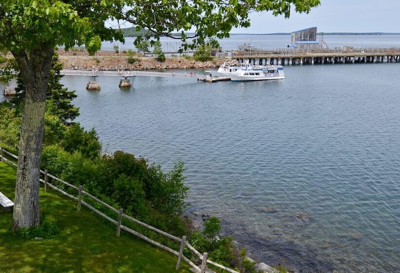 Atlantic Oceanside Hotel & Conference Center