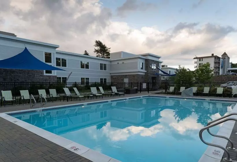 Atlantic Oceanside Hotel & Conference Center