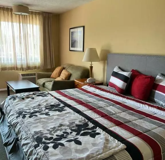 فندق Ambassador Inn