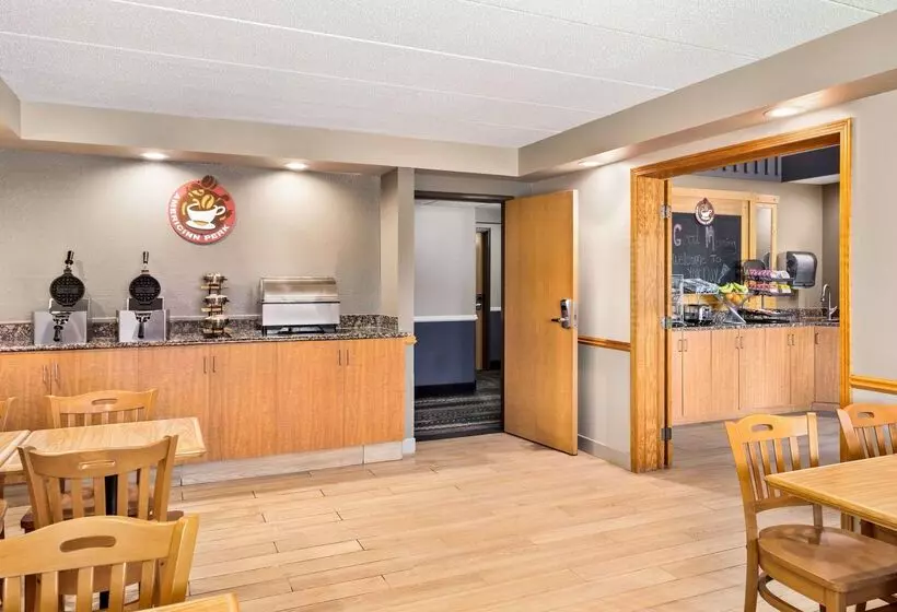 هتل Americinn By Wyndham Bemidji