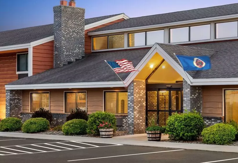 هتل Americinn By Wyndham Bemidji