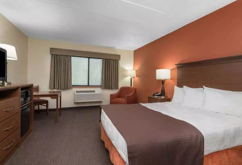 هتل Americinn By Wyndham Worthington