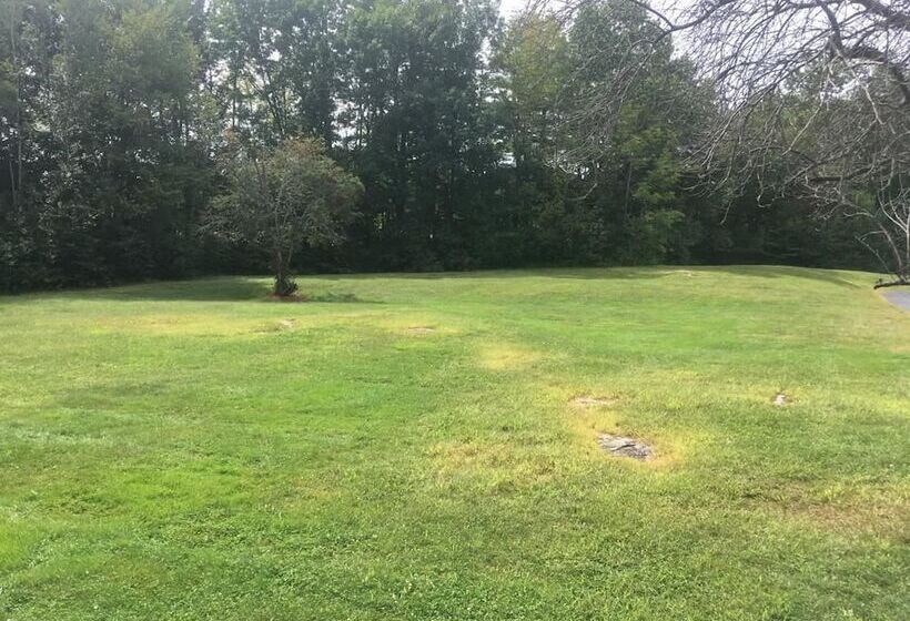 בית מלון כפרי Anchorage Inn Rochester