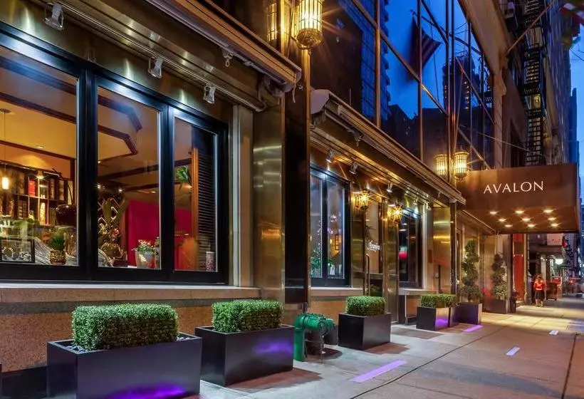 호텔 Avalon