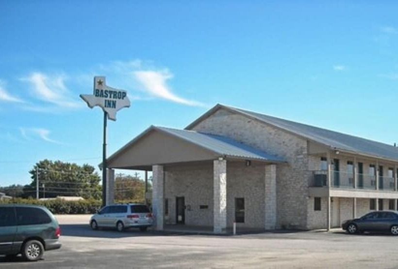 호텔 Bastrop Inn