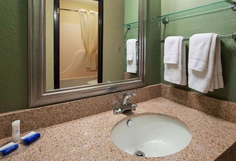 فندق Best Western Richland Innmansfield