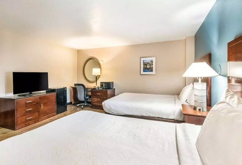 Отель Hacienda At Ontario Ranch