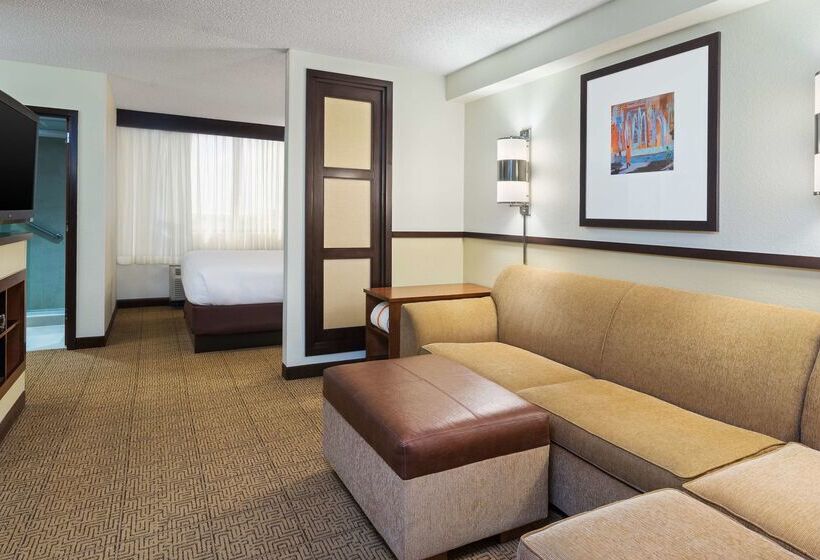 فندق Hyatt Place Fort Lauderdale Cruise Port & Convention Center