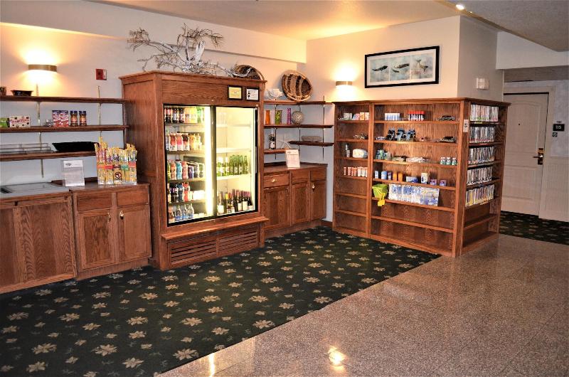 فندق The Ashley Inn & Suites