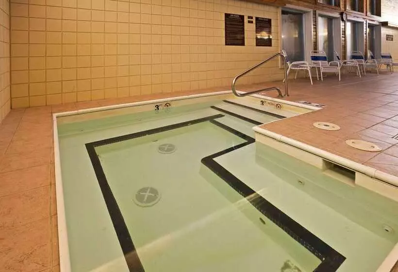 汽车旅馆  Americinn By Wyndham Bay City