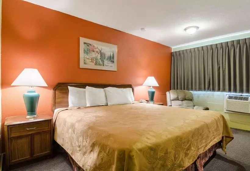 모텔 Executive Inn Dodge City, Ks