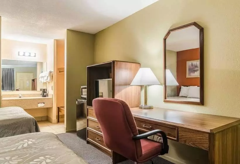 모텔 Executive Inn Dodge City, Ks