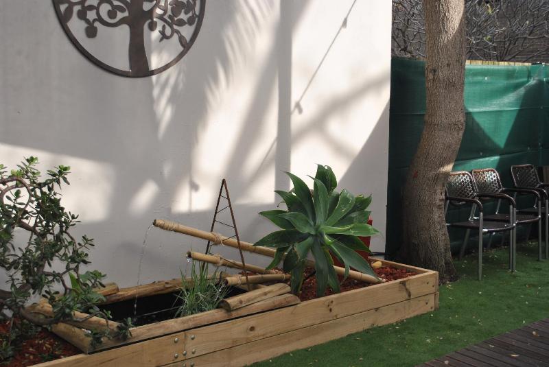 הוסטל Newtown Backpackers