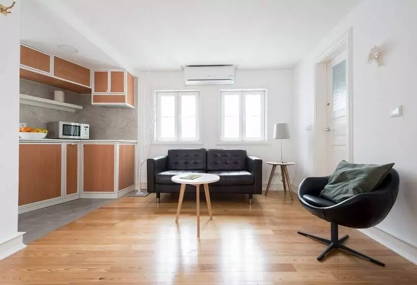 Almamater Lisbon Apartments