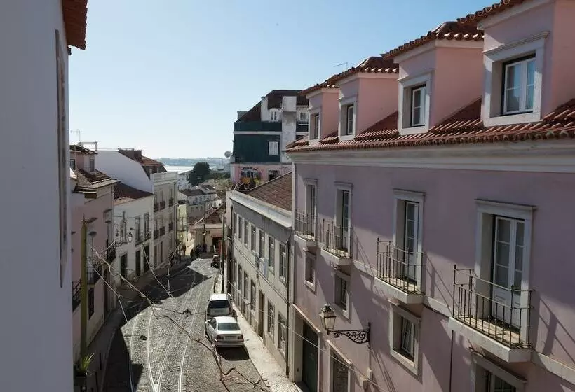 Almamater Lisbon Apartments