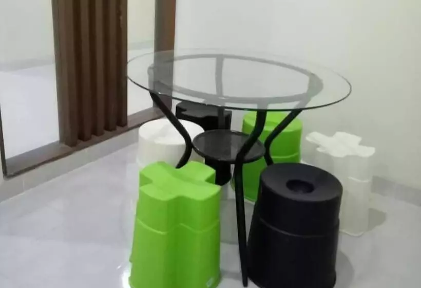 Ethan Hotel Cilincing Plaza