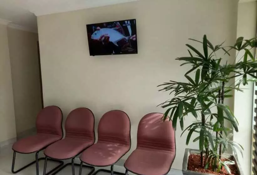 Ethan Hotel Cilincing Plaza