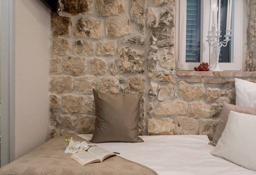 Hotel Jupiter Lux Rooms