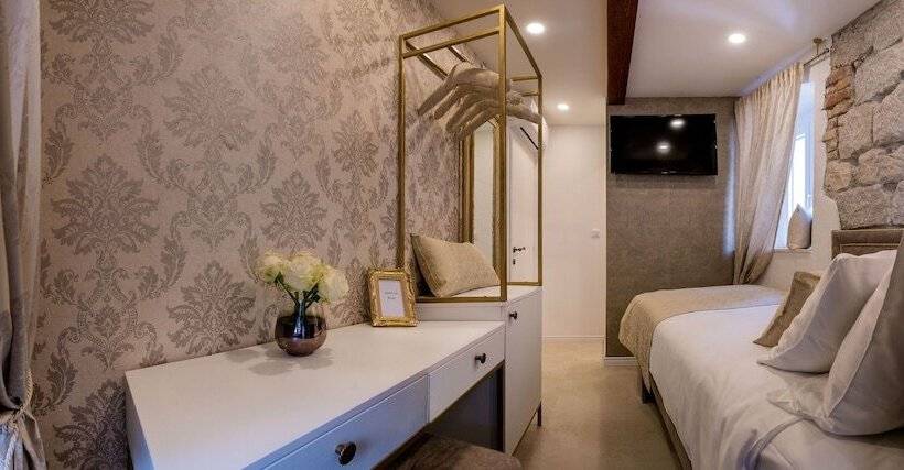 Hotel Jupiter Lux Rooms