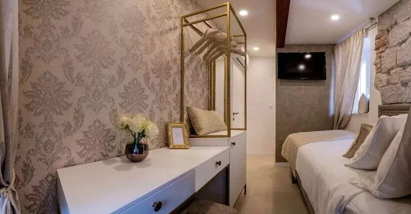 Hotel Jupiter Lux Rooms
